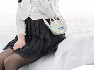 秀人网 – nancy小姿的黑色写真，这图册宛如奋斗的诗，我在看什么，为什么这么吸引我？