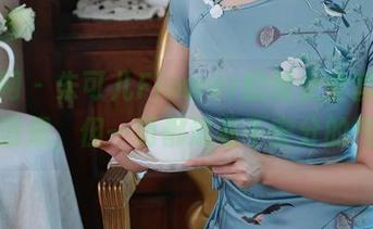 秀人网 – 朱可儿Flower的修女全套图，虽是清规，但一切都透着不安分的气息。