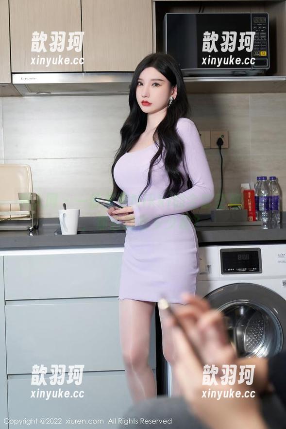 秀人网 - 一份果果Nikki的全套空姐图包，你会想看多少遍？