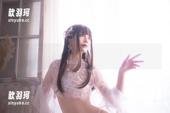 翎柒菜菜 从“翎柒菜菜夏天”作品中,你会发现什么叫真正的“沙滩哲学”!
