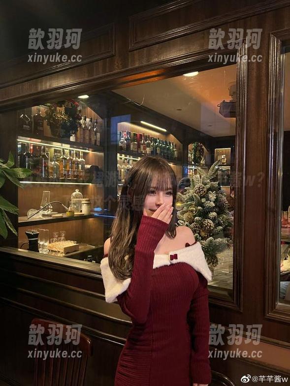 反转的连衣裙游戏，谁在cos芊芊酱w？下载这个灵感合集试试看！