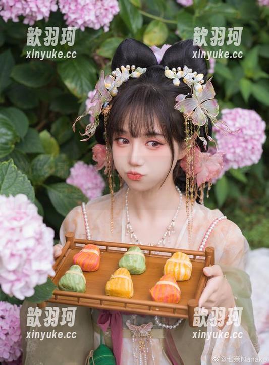 贰加六 秋天,贰加六和她的美图,在这悲伤的季节里,有种说不出的共鸣。