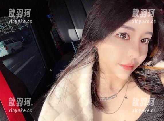 金希儿 微密圈 - 奶牛狂想曲:金希儿的奇幻照片,牛年有它独特风味