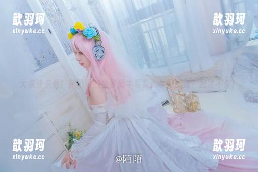 韶陌陌 大家快来看!韶陌陌的免费奶牛写真,牛是配角?我才不信!