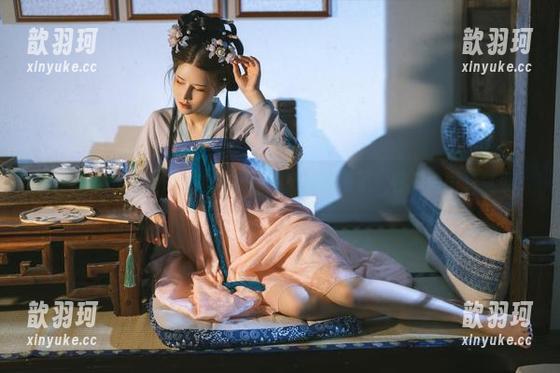鹿八岁baby穿白衬衫，我的眼睛快闪瞎了！福利原图点这里!