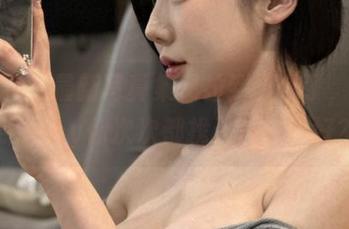 微密圈 – 最新写真集又拉到天台了，黎允熙baby你次次都找天台有啥好？